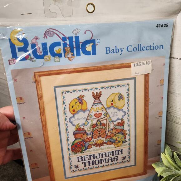 Bucilla‎ Needle Crafts Tepee Bears Cross Stich Kit Unopened - Picture 3 of 5